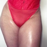 Hotmilfymom2