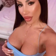 CataleyaBennett