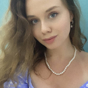 Julie_Rhodes