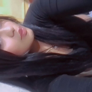 Mia_Curvy8