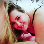 CurvyLorie