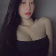 LunaBigboobs0