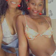 curious_girl_friends