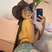 Ellie_Apex