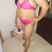curvymeena
