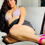 Karolayn02