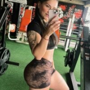 Rose_taylor01