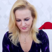 angelina_logas