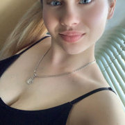 Crystal_Girl
