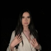 Luna_Skye_
