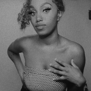 Sheila_She