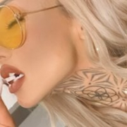 Azaleeax_