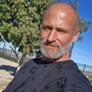 DatingProfile_USA_43_str8