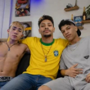 STRANGER_BOYS