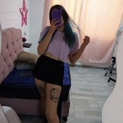 white_roxxy