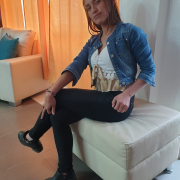 Urzuri_Latina