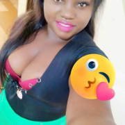 ebony_bustyy