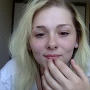 lovelyluna9255