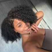 Chanell_mina