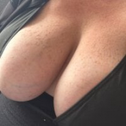 Voluptuous-Vixen92X