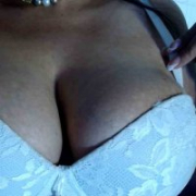 AMIRA_HOT57