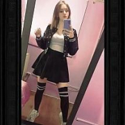 Kylie_whites