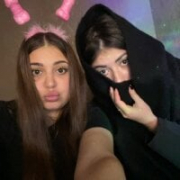 Elly_and_Lolly
