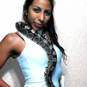 Isa_bella_hot