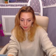 lola_coy