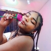 Andrea_curvy