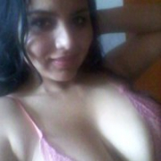 nikkymout