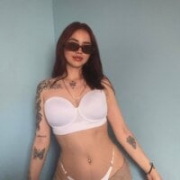 Miahotvibes