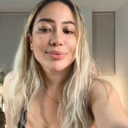 Ann___