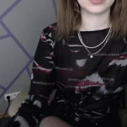lovely_lorii