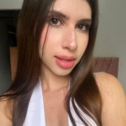 Emma_Petiite