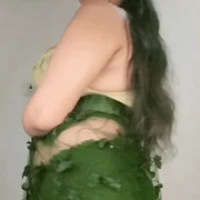 Curvy_Deepa