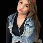 Lindsay_Taylor