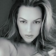 Gigi-Honey