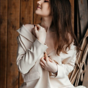 Kira_Bakker