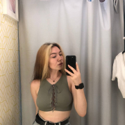 Emily_Perry