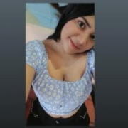 izzbigboobs