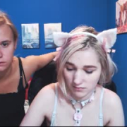 lilblondiesexybabes