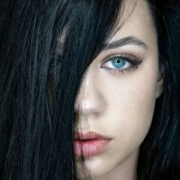 Luna_Delacroix