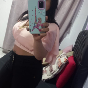 Ariana001