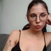 xhelliex