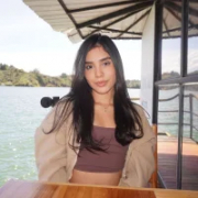 veronique_