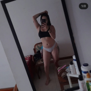 Emely__