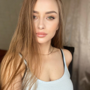 Adriana_Barrington