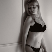 HottyJull