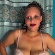 Foxy_Roxy23